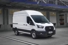 Ford Transit Furgão 2.0 2025 – Diagonal Frontal · Foto: Ford