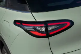 Geely EX2 MAX 2026 – Lanterna · Foto: Geely (foto: Rodolfo Buhrer)