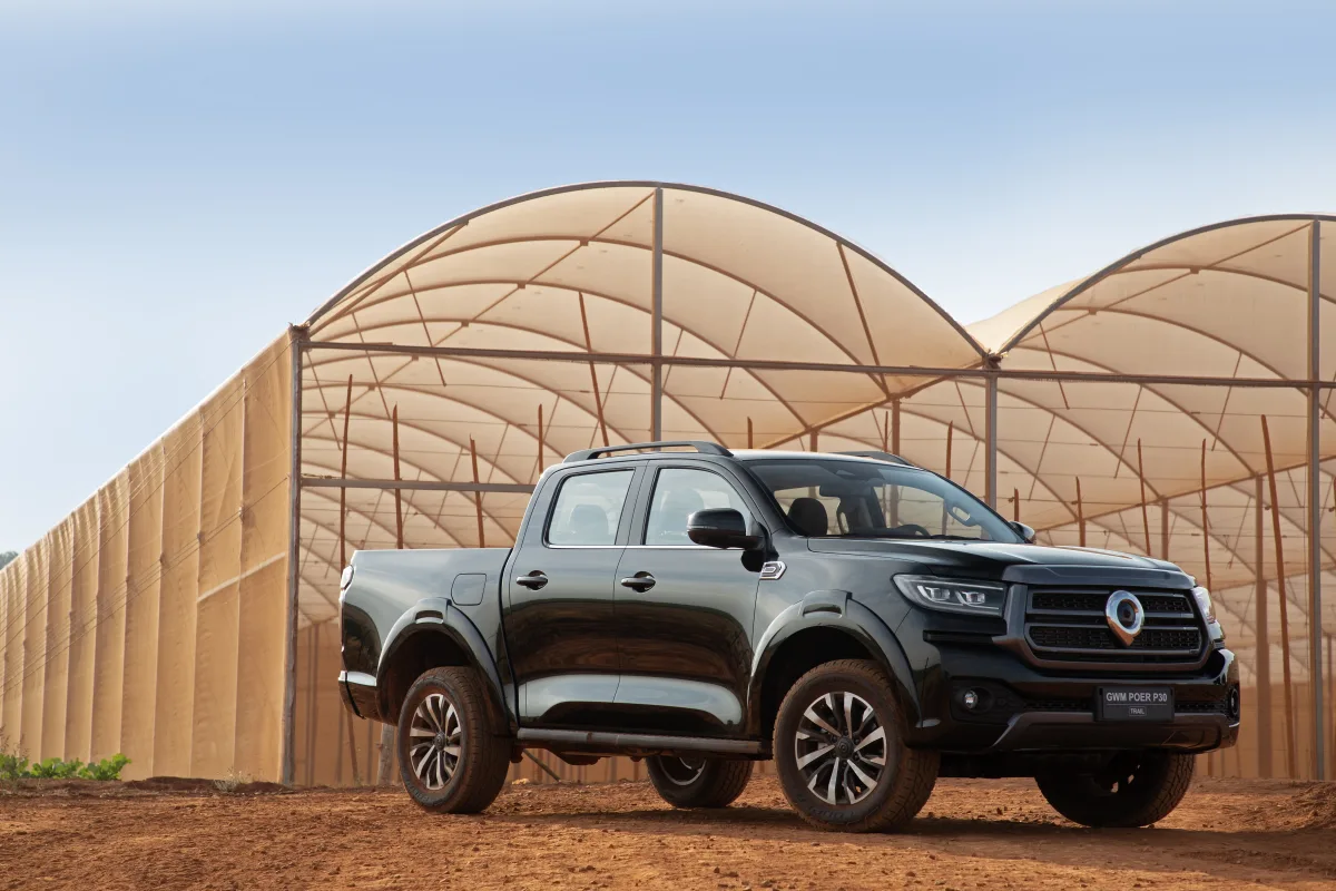 GWM Poer P30 Trail 2.4 16V Turbo 4X4 Aut 2026 – Diagonal Frontal · Foto: GWM