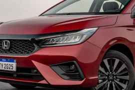 Honda City Hatch Touring 1.5 2025 – Farol · Foto: Honda