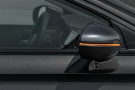 Honda City Touring 1.5 2025 – Retrovisor · Foto: Honda