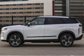 Jaecoo 7 Prestige1.5 TB 16v Aut (Híbrido) 2026 – Lateral · Foto: Jaecoo