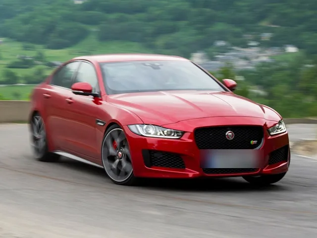 Jaguar Xe S 3.0 V6 Supercharged 2016