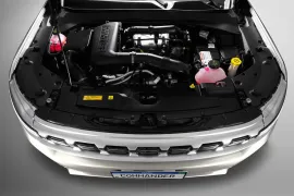 Jeep Commander Overl. 2.2 TD 4x4 Diesel Aut 2027 – Motor · Foto: Jeep