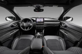 Jeep Commander Blackhawk 2.0 2026 – Interior · Foto: Jeep