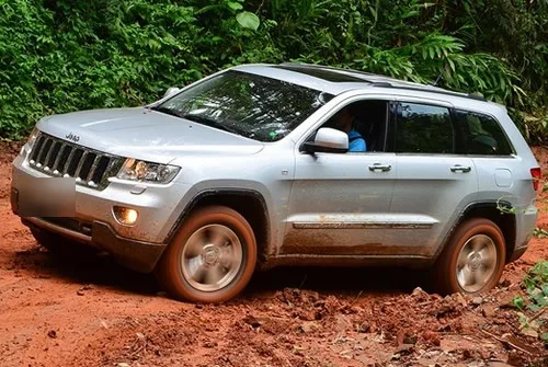 Jeep Grand Cherokee Laredo 3.6 V6 2011