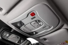 Jeep Renegade SAHARA T270 1.3 TB 4x2 Flex Aut 2026 – Detalhe Interno · Foto: Jeep