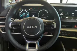 Kia Sportage EX Prestige 1.6 2025 – Volante · Foto: Divulgação