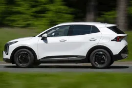 Kia Sportage EX Prestige 1.6 2026 – Lateral · Foto: Kia