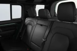 Land Rover Defender 110 TROPHY Edition 3.0 D350 4X4 Aut 2026 – Bancos de Trás · Foto: Land Rover