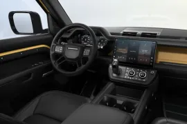 Land Rover Defender 110 TROPHY Edition 3.0 D350 4X4 Aut 2026 – Interior · Foto: Land Rover