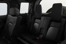 Land Rover Defender 110 X D350 Die. Aut. (Híb.) 2026 – Bancos de Trás · Foto: Land Rover