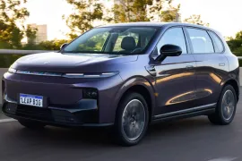 Leapmotor B10 (Elétrico) 2026 – Diagonal Frontal · Foto: Leapmotor