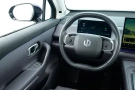 Leapmotor C10 (Elétrico) 2027 – Volante · Foto: Leapmotor / Stellantis