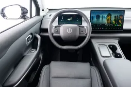 Leapmotor C10 (Híbrido) 2027 – Volante · Foto: Leapmotor / Stellantis