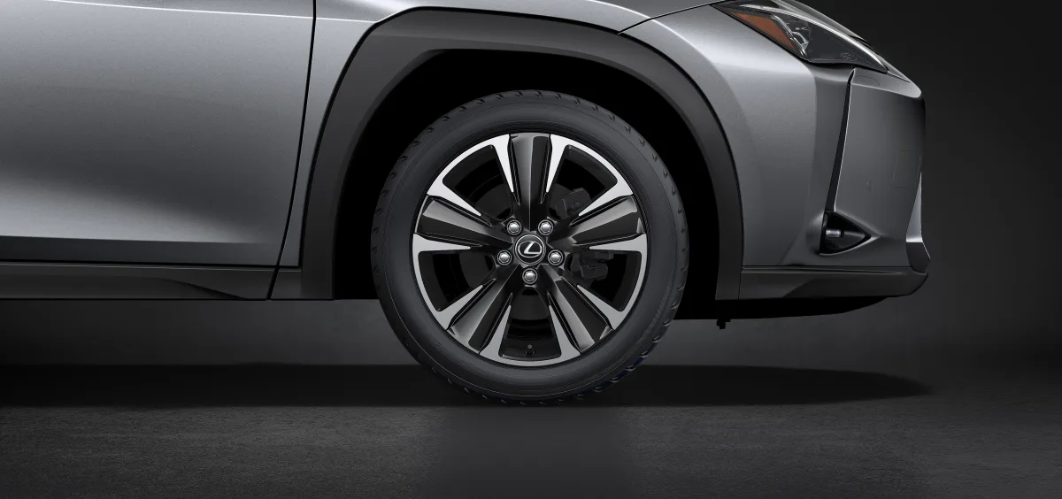 Lexus UX-300h 2.0 16V Aut. (Híbrido) 2025 – Roda · Foto: Lexus