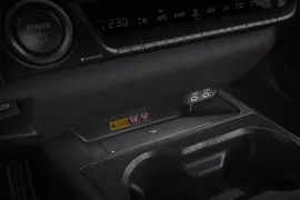 Lexus UX-300h 2.0 16V Aut. (Híbrido) 2025 – Detalhe Interno · Foto: Lexus