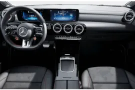 Mercedes-Benz CLA-35 AMG 4MATIC 2.0 TB Aut. (Híbrido) 2024 – Painel · Foto: Mercedes-Benz