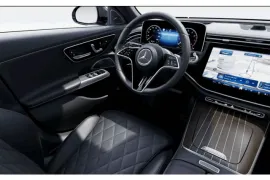 Mercedes-Benz E-300 Exclusive 2.0 TB 258cv Aut. (Híb.) 2024 – Painel · Foto: Mercedes-Benz