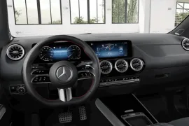 Mercedes-Benz GLA 200 AMG Line 1.3 16V TB Aut.(Híb.) 2025 – Volante · Foto: Mercedes-Benz