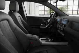 Mercedes-Benz GLA 200 Progressive 1.3 TB 16V Aut.(Híb) 2025 – Bancos da Frente · Foto: Mercedes-Benz