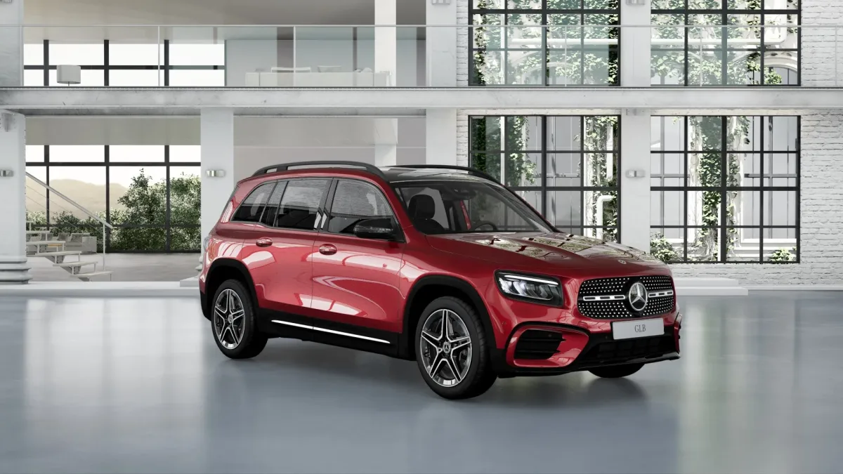 Mercedes-Benz GLB 220 4M Night Edition 2.0 TB Aut 2026 – Diagonal Frontal · Foto: Mercedes-Benz