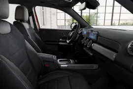 Mercedes-Benz GLB 220 4M Night Edition 2.0 TB Aut 2026 – Bancos da Frente · Foto: Mercedes-Benz