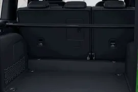 Mercedes-Benz G63 AMG 4.0 V8 2024 – Porta-Malas · Foto: Mercedes-Benz