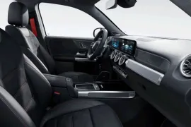 Mercedes-Benz Glb 35 AMG 2.0 4Matic 2025 – Bancos da Frente · Foto: Mercedes-Benz