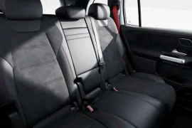 Mercedes-Benz Glb 35 AMG 2.0 4Matic 2025 – Bancos de Trás · Foto: Mercedes-Benz