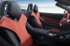 MG Cyberster AWD 2027 – Bancos da Frente · Foto: MG Motor