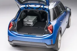 Mini Cooper S Top 2.0 2025 – Porta-Malas · Foto: MINI