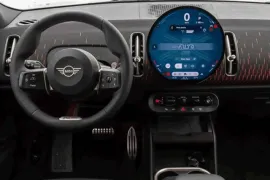 Mini COOPER Country. John W. ALL4 Exclu. 2.0 TB. Aut 2027 – Painel · Foto: Divulgação