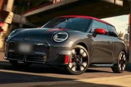Mini COOPER John Works E 3p 2025 – Diagonal Frontal · Foto: MINI