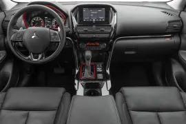 Mitsubishi Eclipse Cross Sport 1.5 Turbo 4x4 2024 – Painel · Foto: Mitsubishi