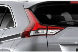 Mitsubishi Eclipse Cross HPE 1.5 2026 – Lanterna · Foto: Mitsubishi