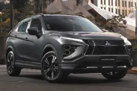 Mitsubishi Eclipse Cross HPE-S 1.5 Turbo 4x4 2024 – Diagonal Frontal · Foto: Mitsubishi