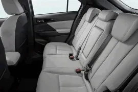 Mitsubishi Eclipse Cross HPE-S 1.5 Turbo 4x2 2024 – Bancos de Trás · Foto: Mitsubishi