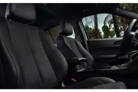 Mitsubishi Eclipse Cross Tarmac 1.5 16V TB 165cv Aut 2026 – Bancos da Frente · Foto: Mitsubishi