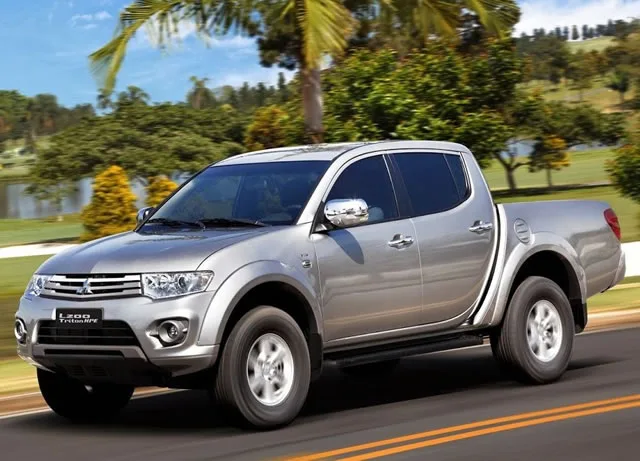 Mitsubishi L200 Triton HPE 3.2 Turbo AT 2015