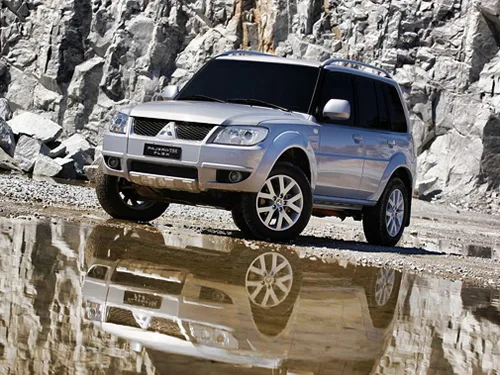 Mitsubishi Pajero Tr4 2.0 4x4 2011