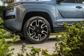 Mitsubishi Triton GLS Tarmac 2.4 CD TB Aut 2027 – Roda · Foto: Mitsubishi Motors