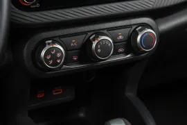 Nissan Kait Active 1.6 16v Aut 2026 – Detalhe Interno · Foto: Nissan