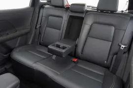 Nissan KICKS Platinum 1.0 Turbo Flex Aut 2026 – Bancos de Trás · Foto: Nissan