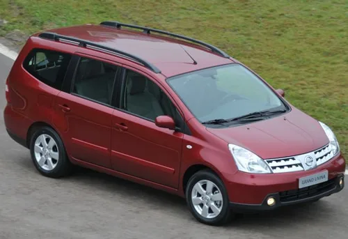 Nissan Livina Grand SL 1.8 2010