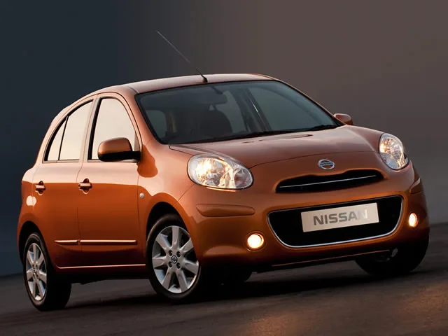 Nissan March SV 1.6 2014