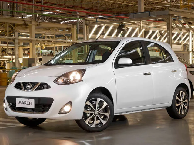 Nissan March SL 1.6 AT 2017