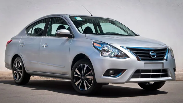 Nissan Versa Unique 1.6 AT 2018