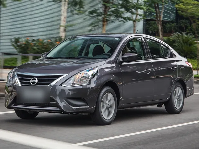 Nissan Versa SL 1.6 2016