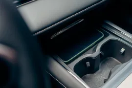 Omoda 5 Prestige 1.5 TB FWD 2027 – Detalhe Interno · Foto: Omoda
